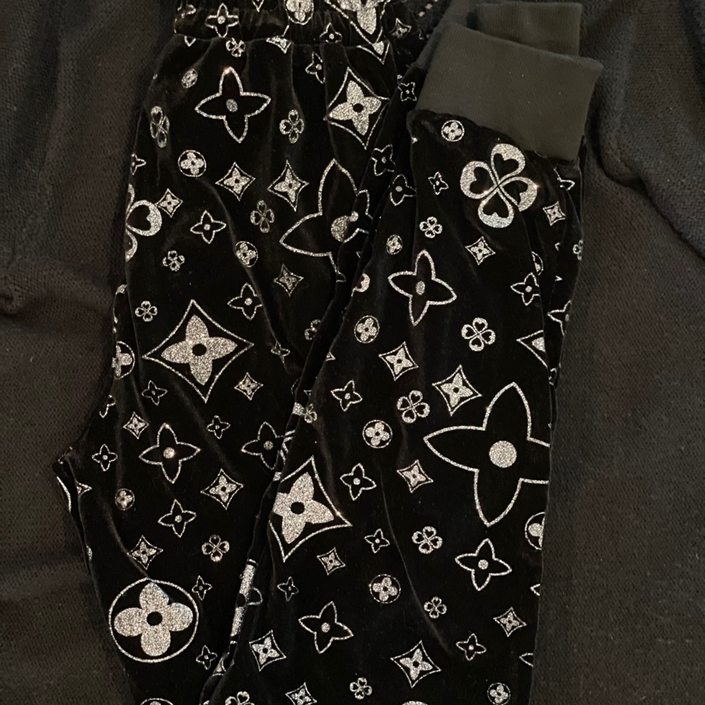 Jogging Set - image 3